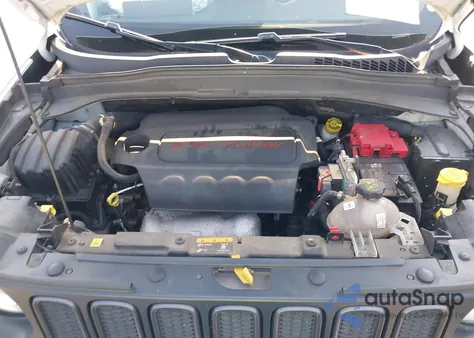 2018 Jeep Renegade Trailhawk из США, поврежденный, VIN ZACCJBCB9JPJ01033